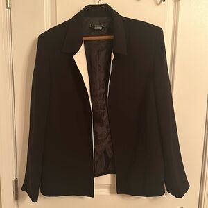 Kasper Classics woman’s black business top.  Size 16P